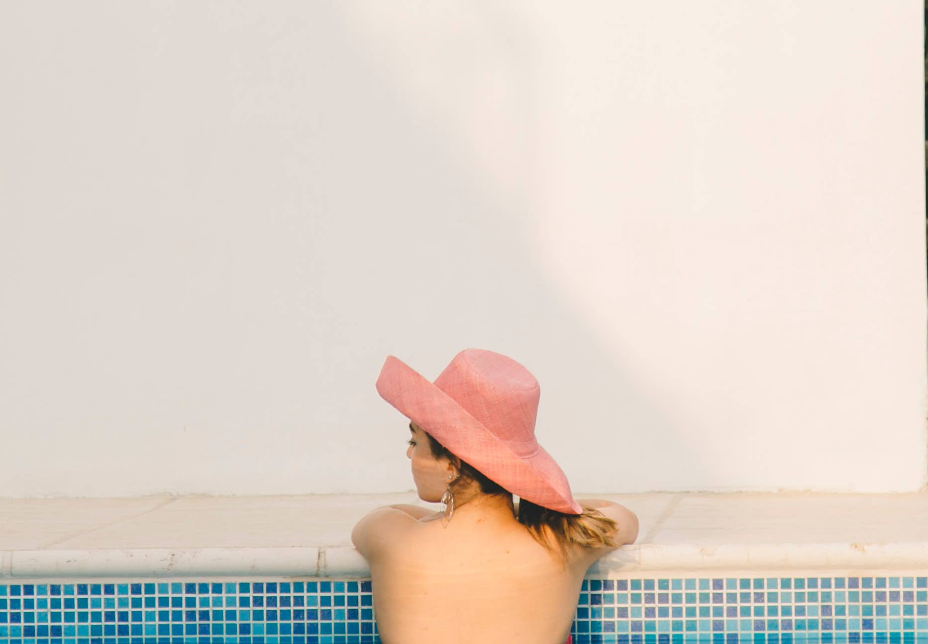 Sun Hats: Solid Color Packable 5" & 7" Brim Raffia Straw: 7"Brim / Turquoise