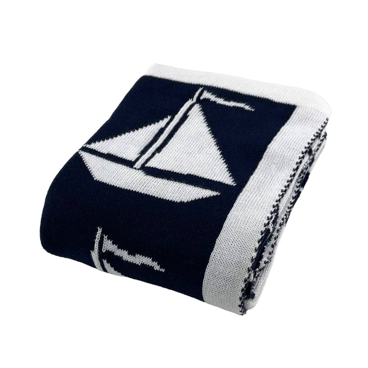 8032 Sailboats Blanket: Blue/White