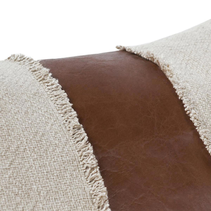 Villa Classics - Steam Pillow 26' x 26'