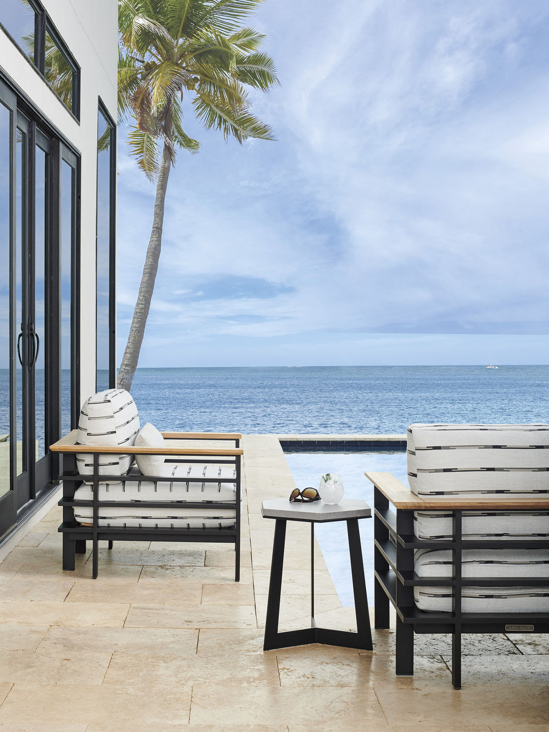 South Beach - Spot Table - Dark Gray