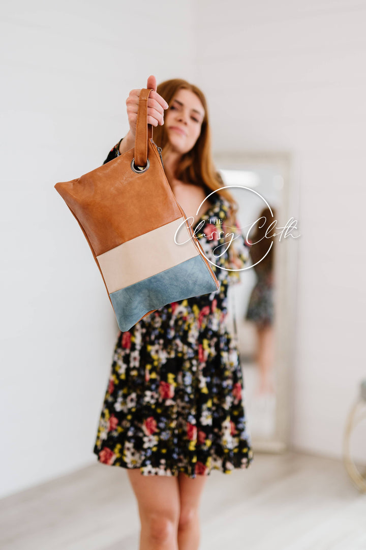 Trendy Clutch - Colorblock Tan/Cream/Blue RTS