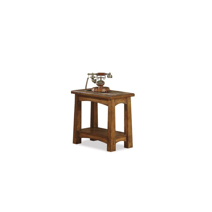 Craftsman Home - Chairside Table - Americana Oak