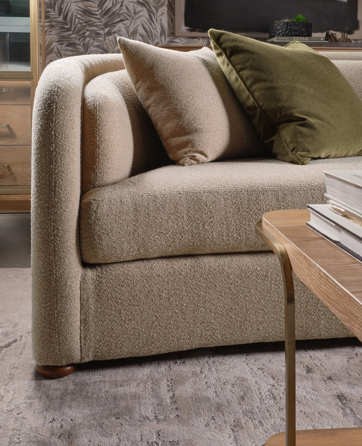 SS - Valentina Stationary Sofa
