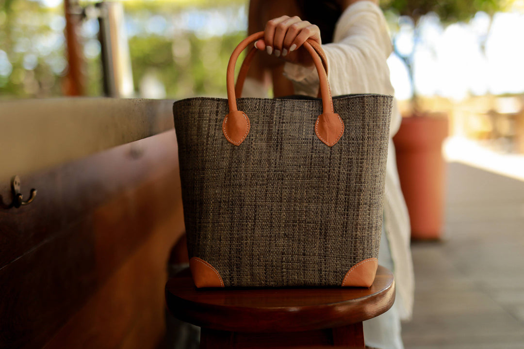 Augustine Straw Basket Bag: Small / Fuschia