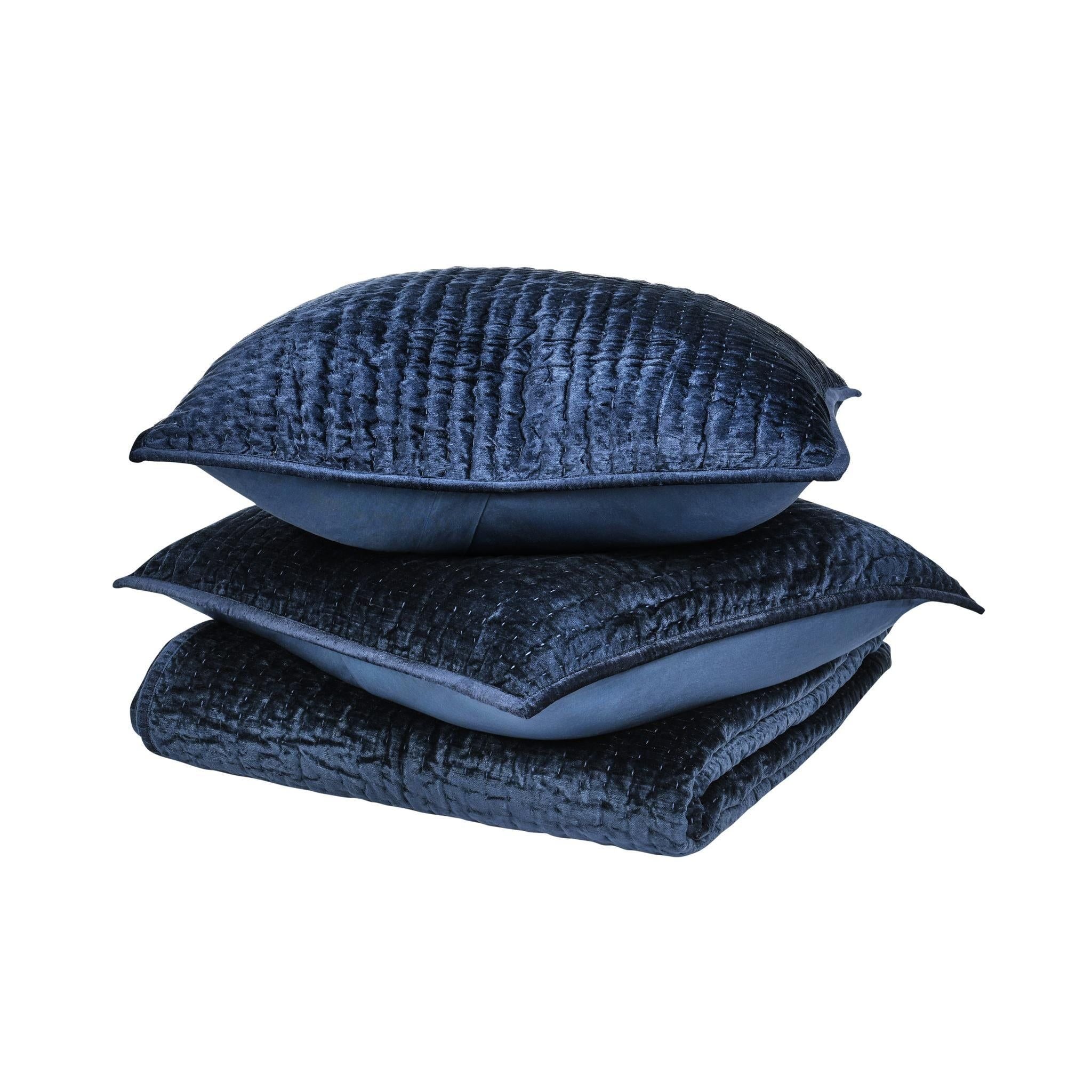 Bari - Velvet Quilt - Ocean Blue