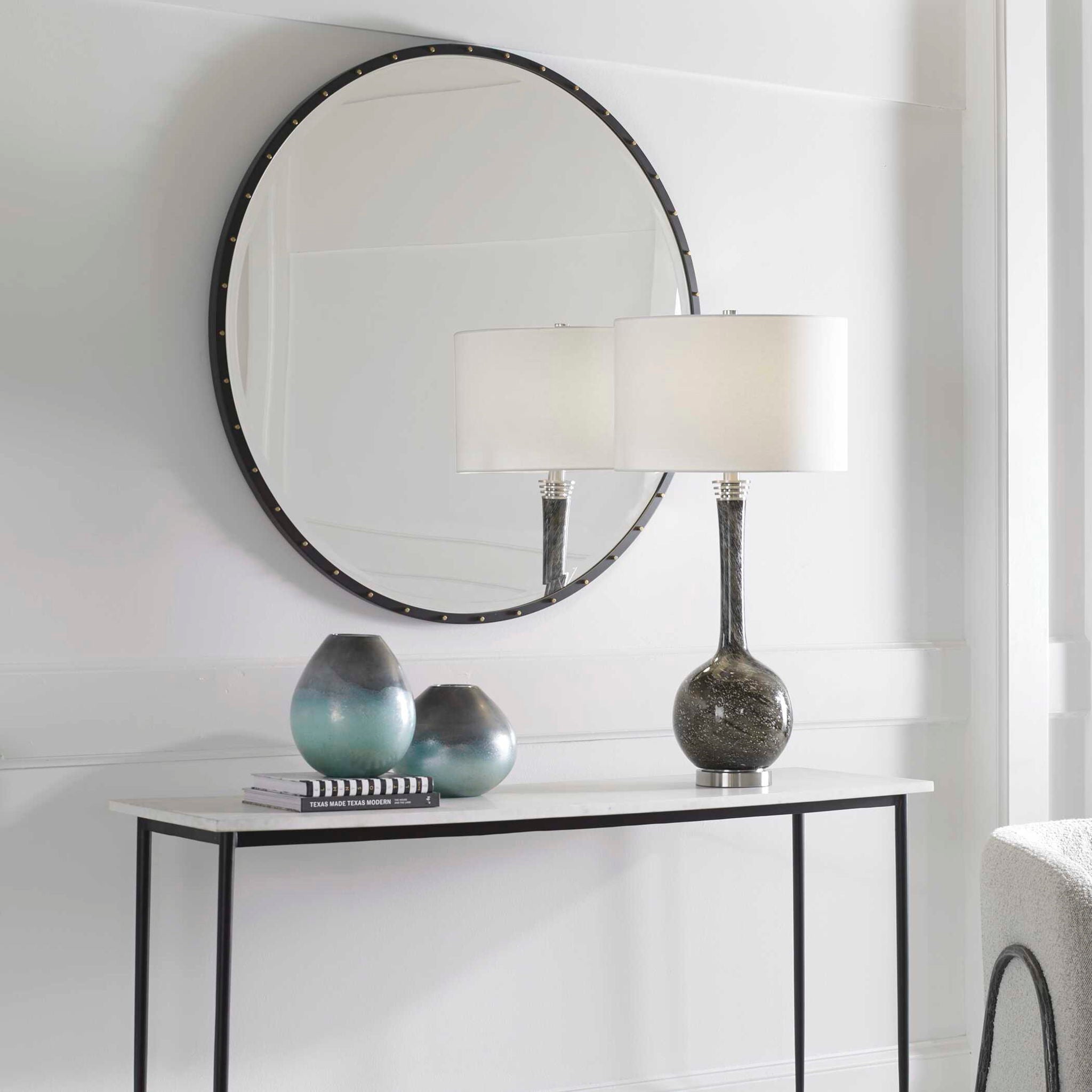 Benedo - Round Mirror - Black