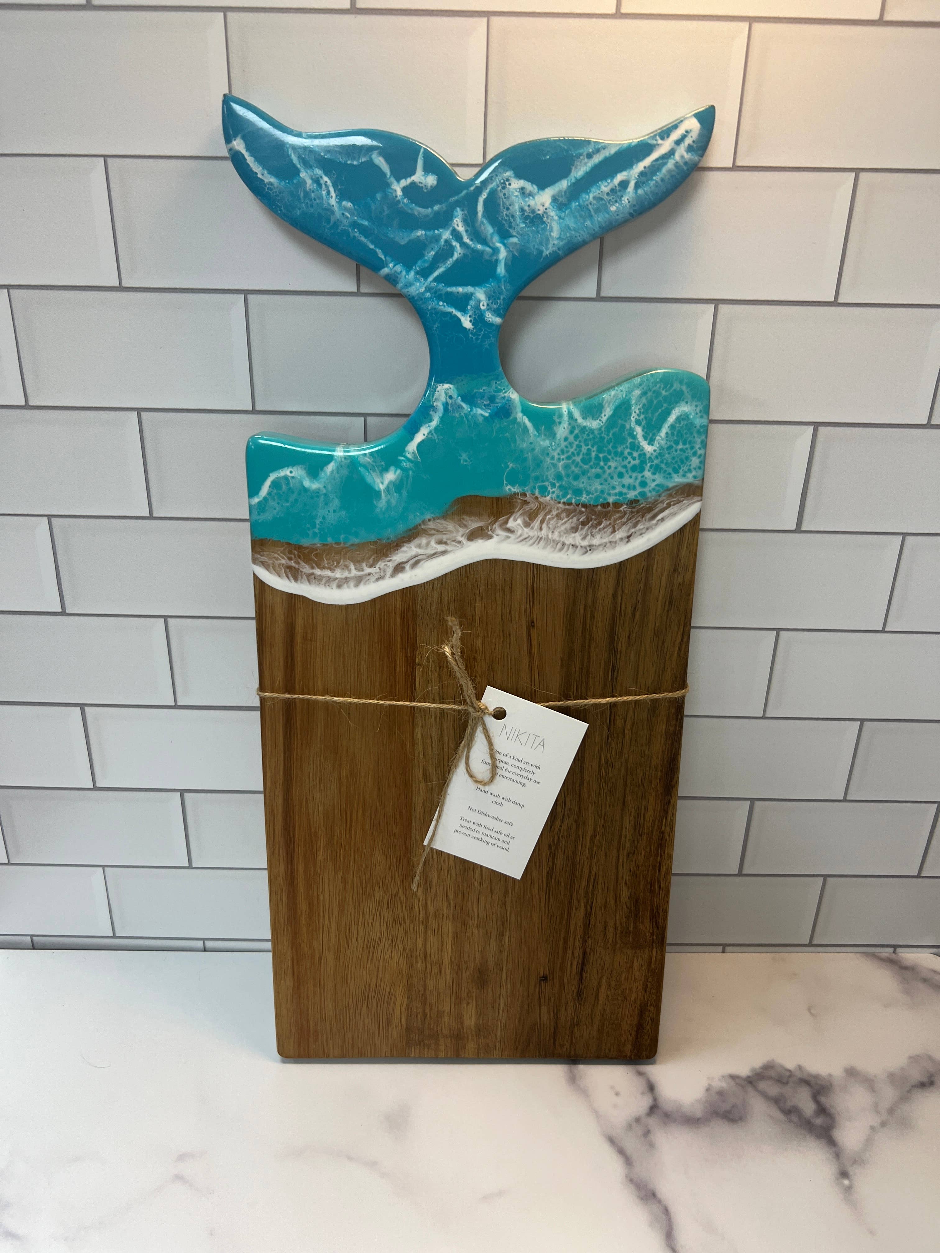 Whale Tail cheese board Acacia Wood: Deep blue