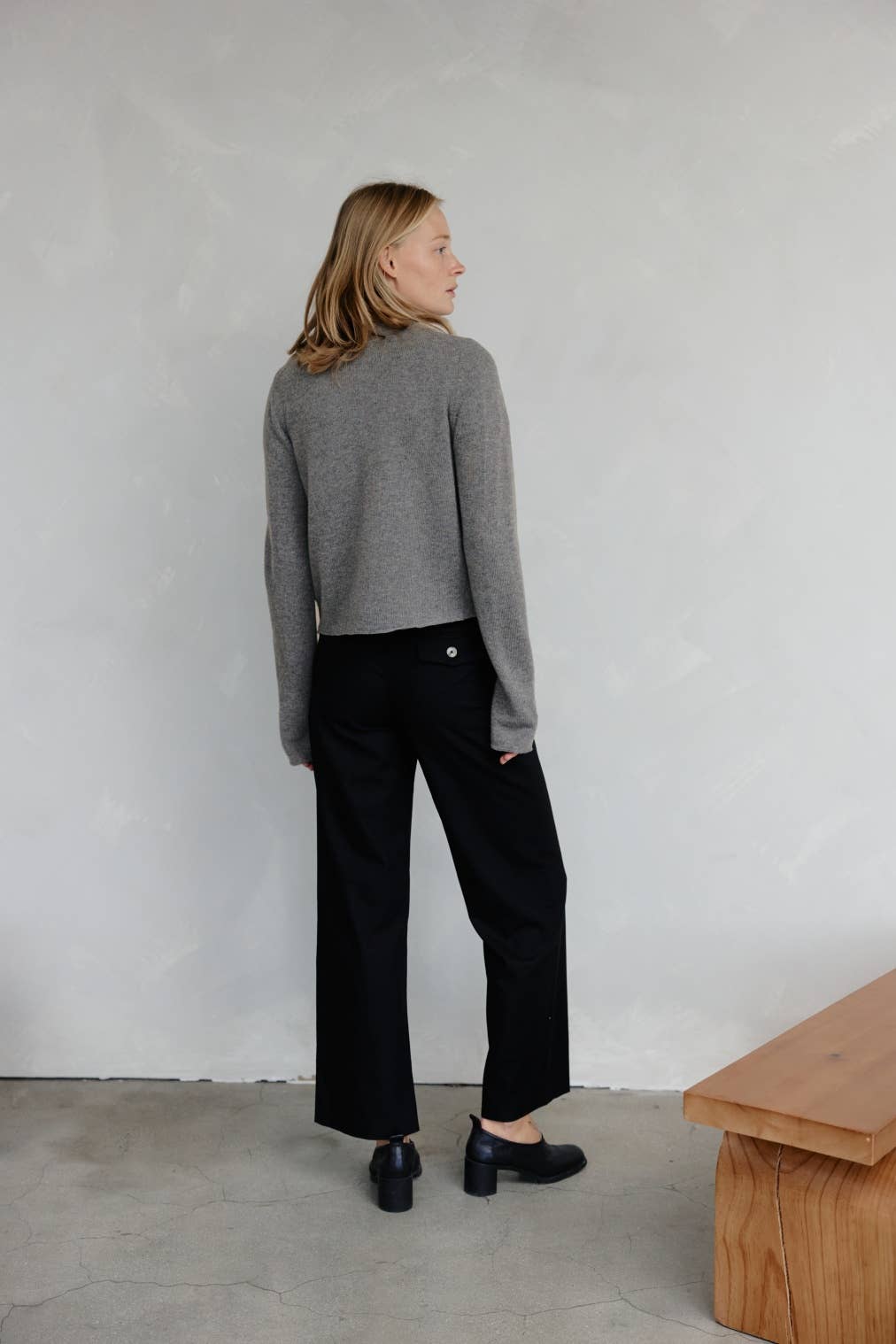 The Molly Cardigan | Lightweight Cropped Cardigan: LIGHT BLUE / LARGE