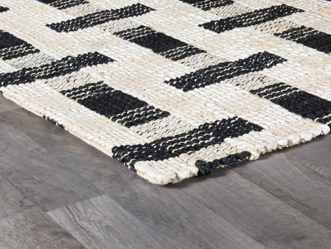 Preston - 1' x 1' Rug