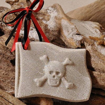 Pirate Flag Sand Ornament: Ribbon and Glitter
