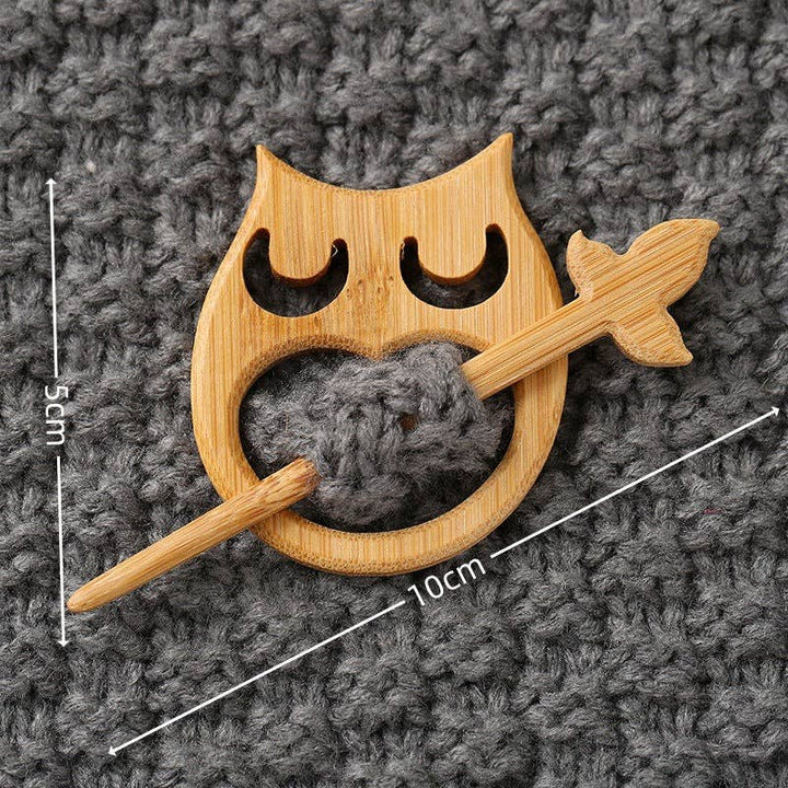 Wooden Shaped Brooch: Dog