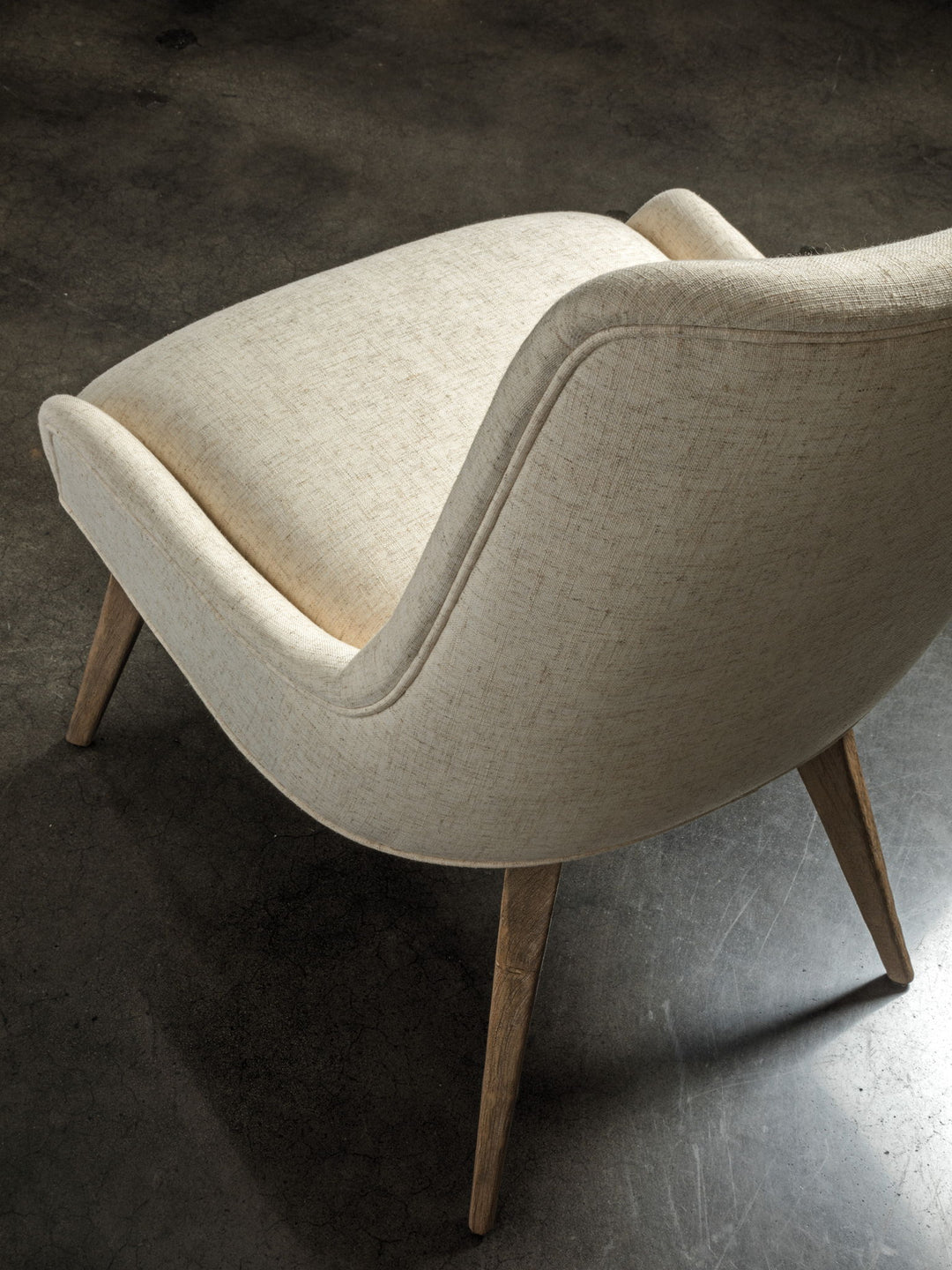 Signature Designs - Mila Fabric Upholstered Side Chair - Beige