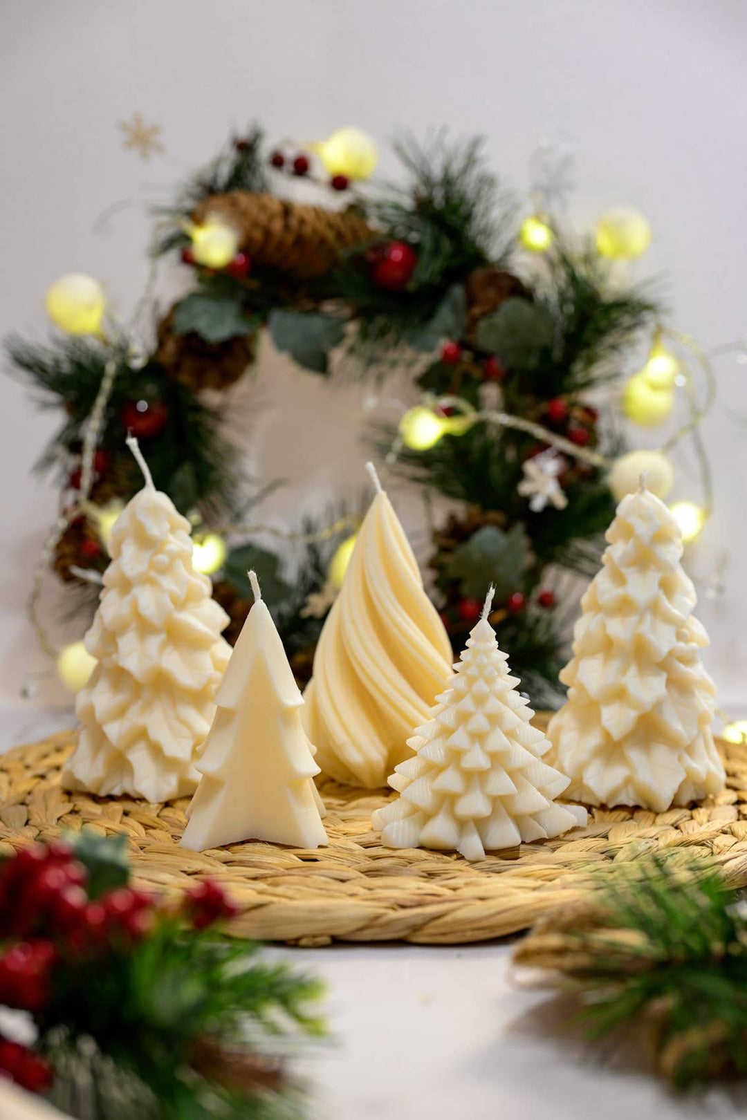 Christmas Tree Candles: Green / 1 / Swirl Christmas tree