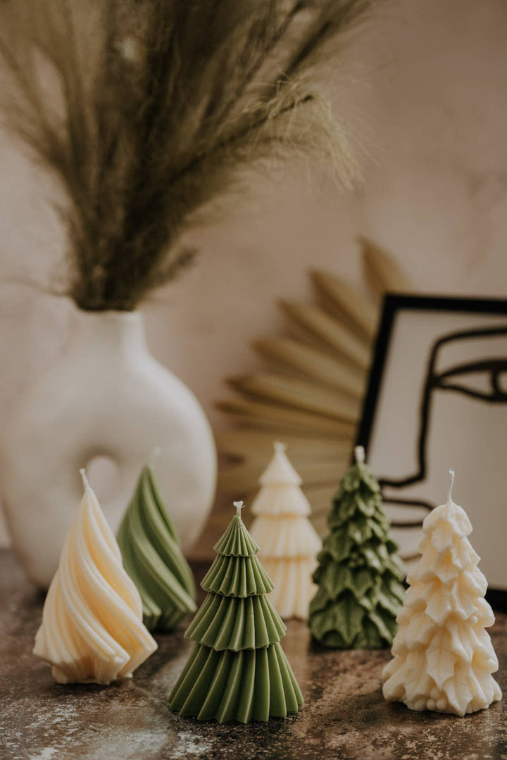Christmas Tree Candles: Green / 1 / Swirl Christmas tree