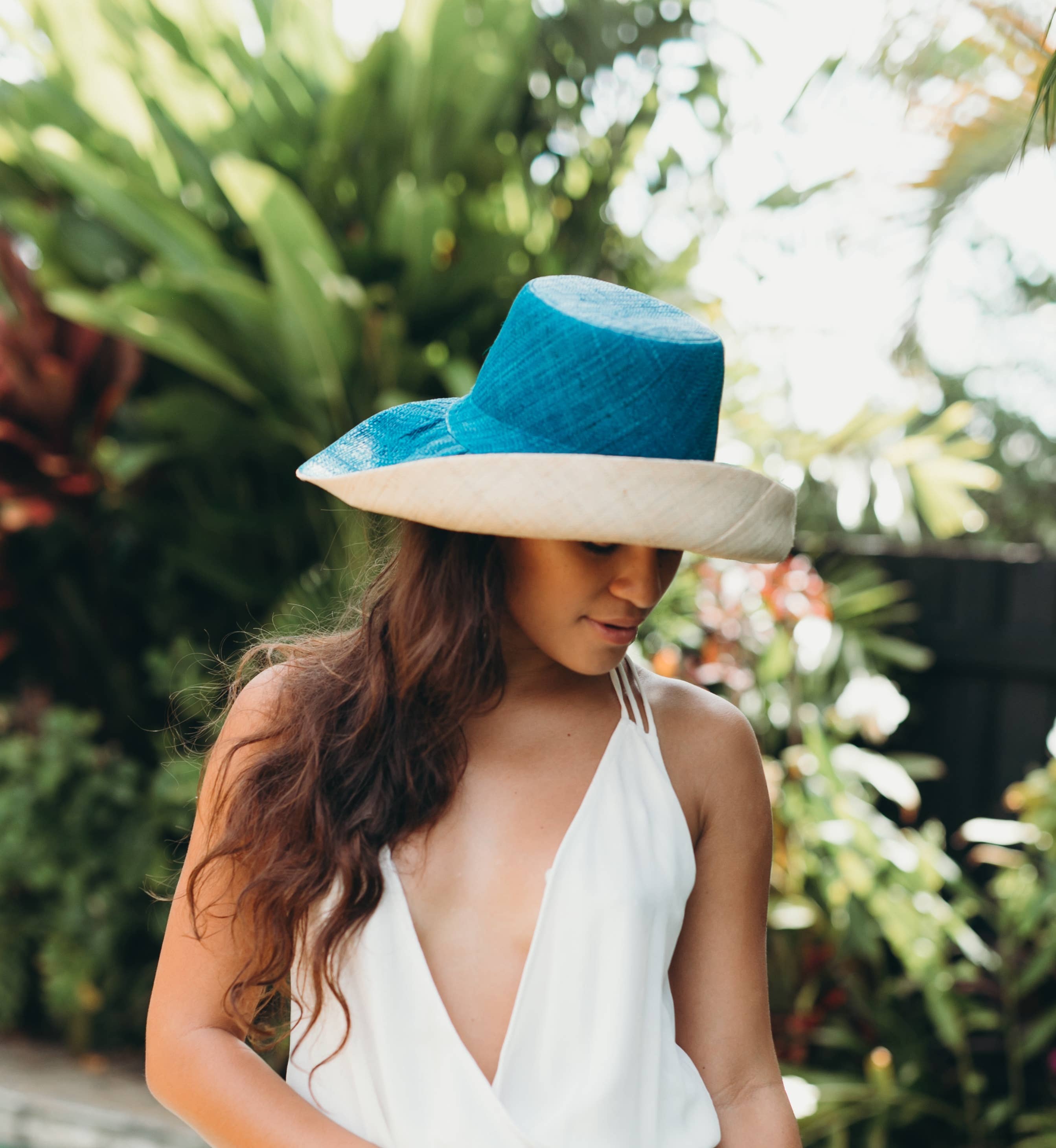 Monica 5" & 7" Wide Brim Two Tone Packable Straw Sun Hats: Denim Two Tone / 7" Brim