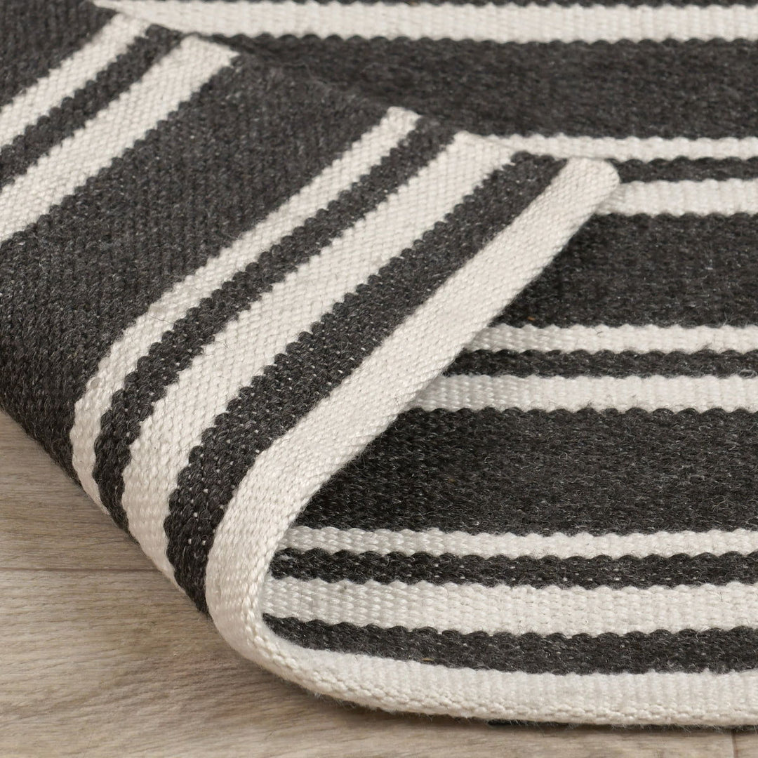 Performance Palma Stripe - Rug 2.6' x 8'