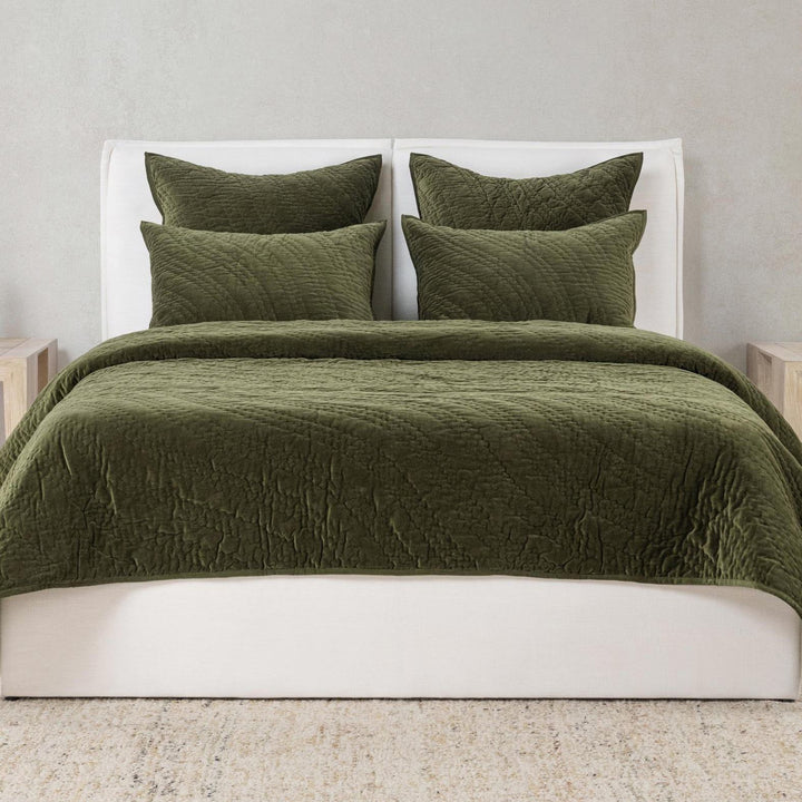 Elms - Velvet Quilt