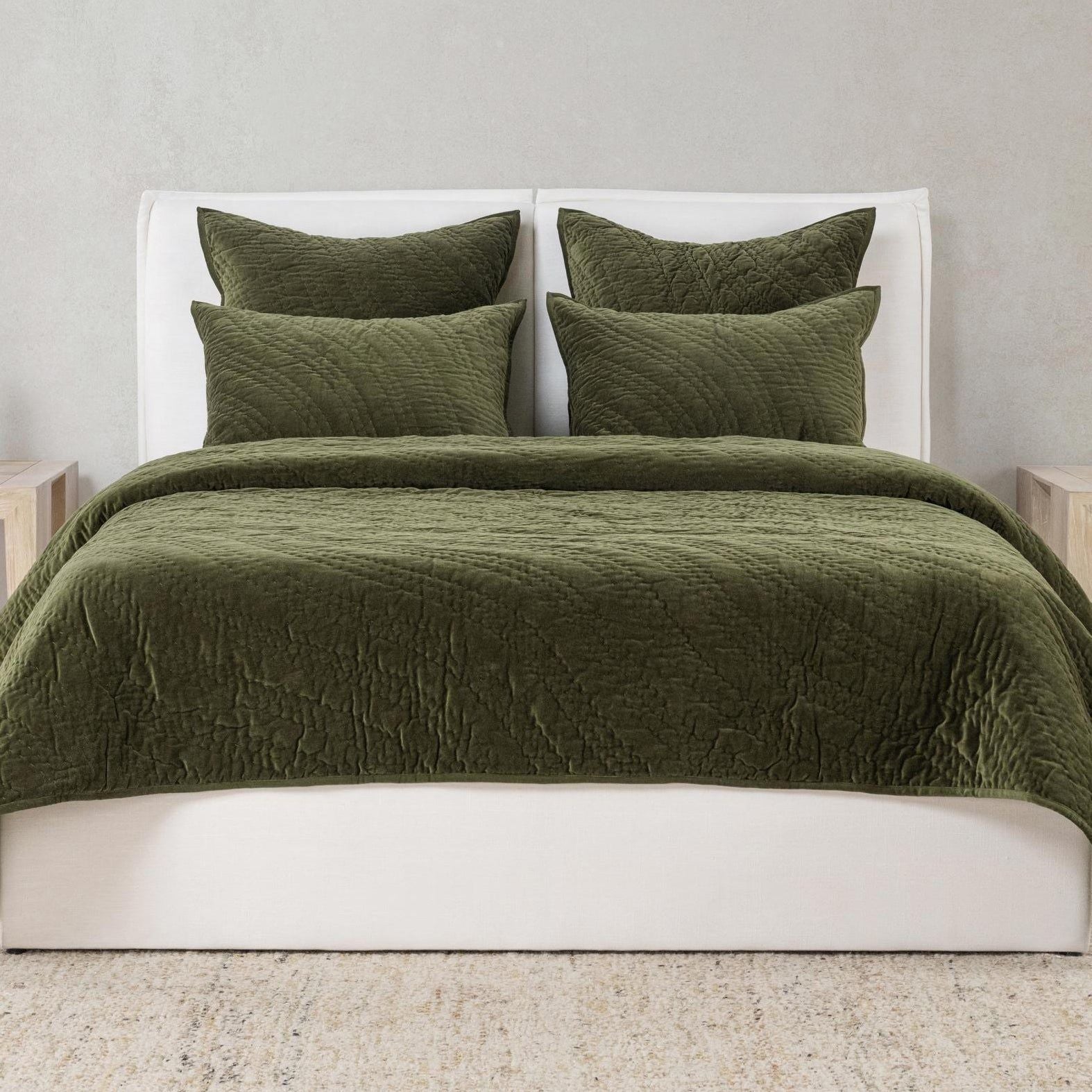 Elms - Velvet Quilt