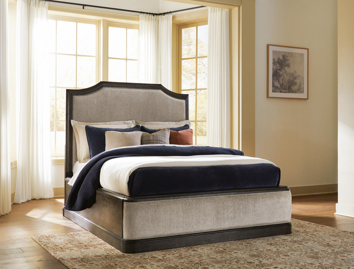 Wickenger - Upholstered Panel Bed