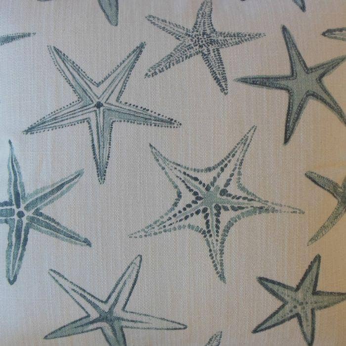 Edge Throw Pillow: Harbor / 20" x 20"