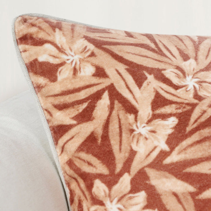 Catania - Pillow 22' x 22' - Clay