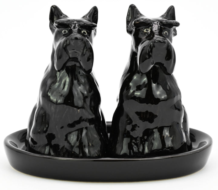 SP908 SALT AND PEPPER SHAKER Black Scottish terrier