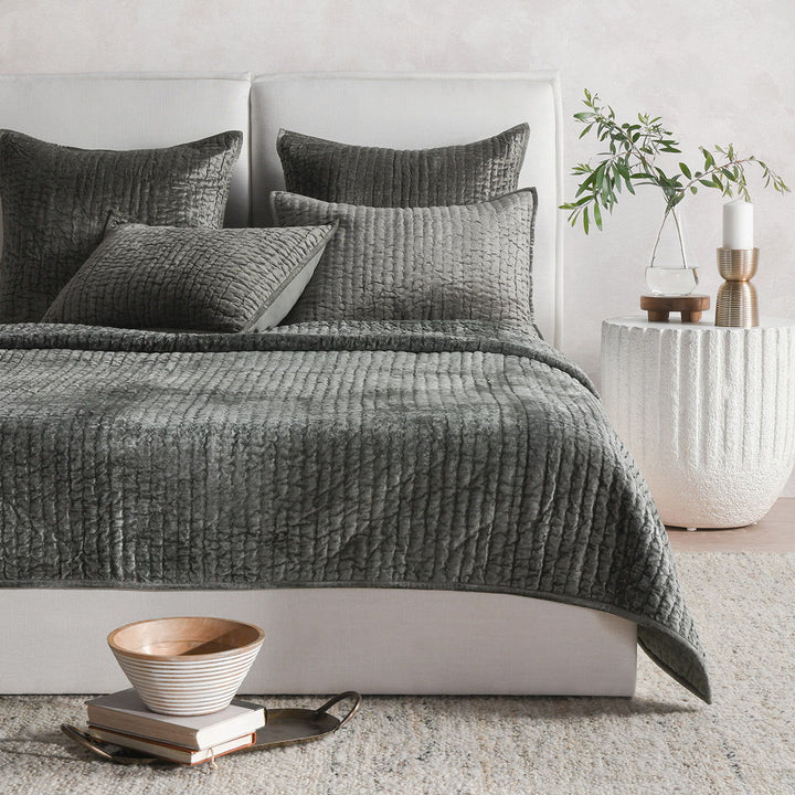 Bari - Velvet Sham