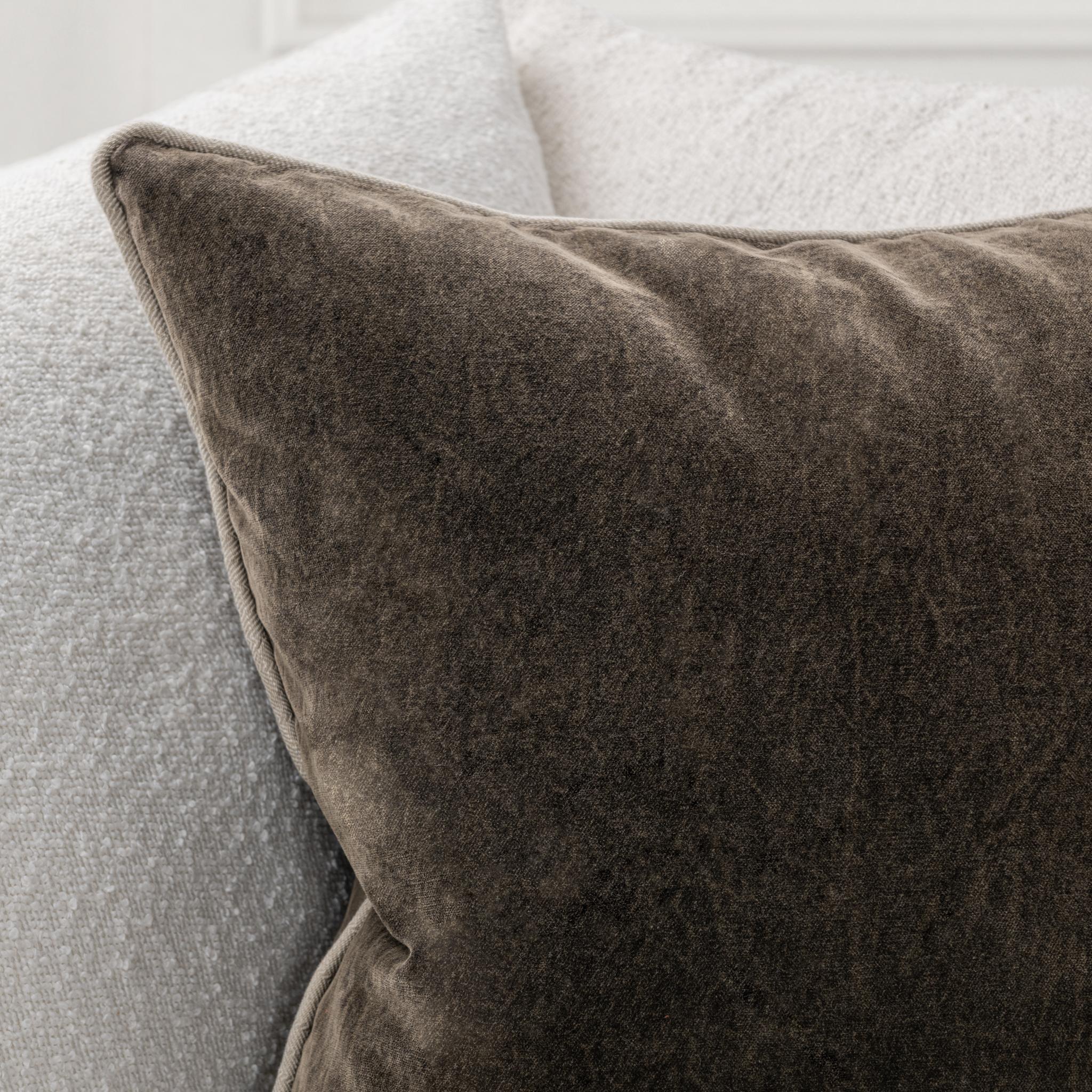 Heirloom Velvet - SLD Pillow