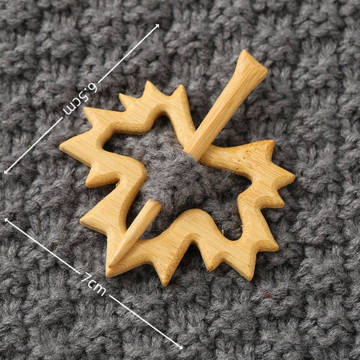 Wooden Shaped Brooch: Whale 2