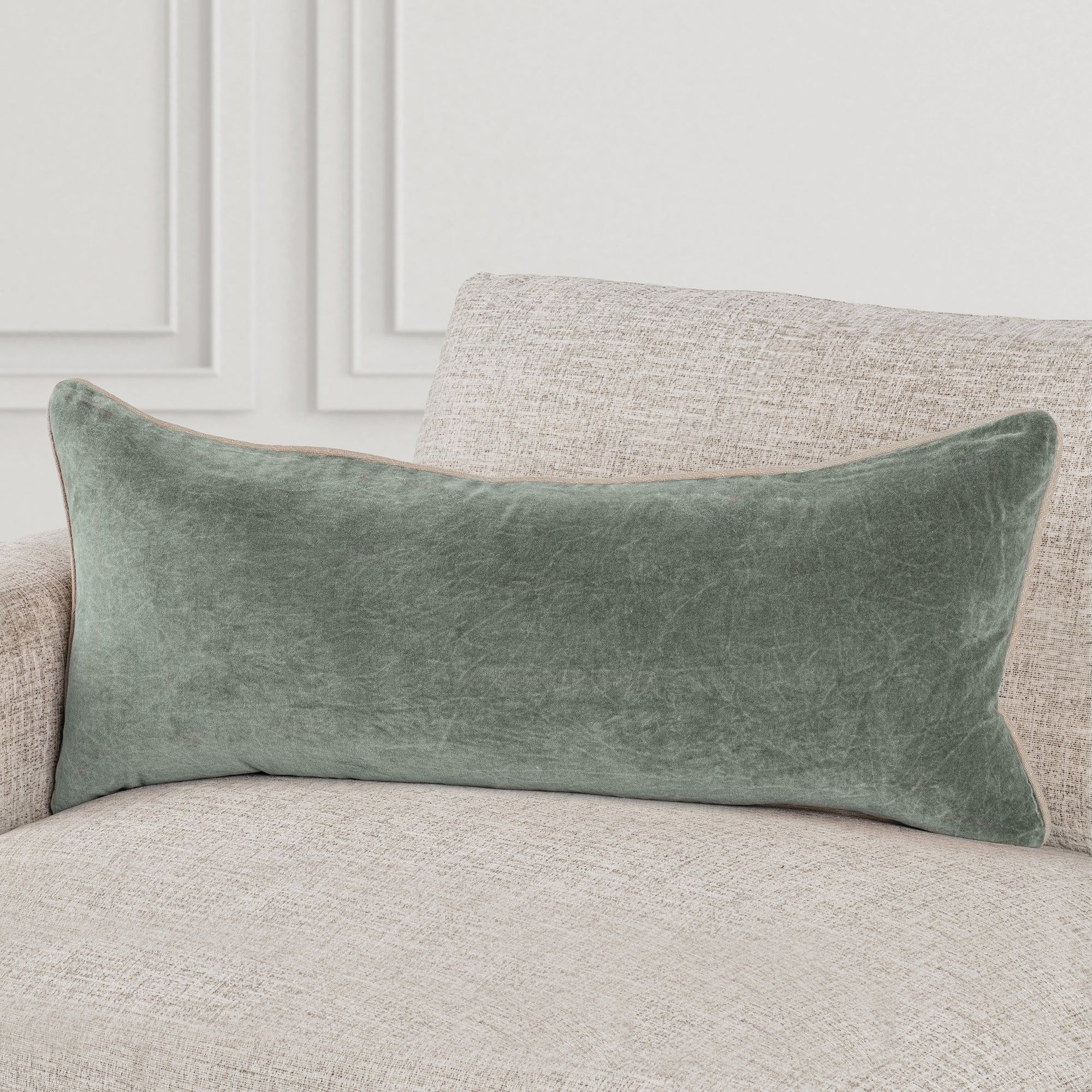 Heirloom Velvet - SLD Pillow