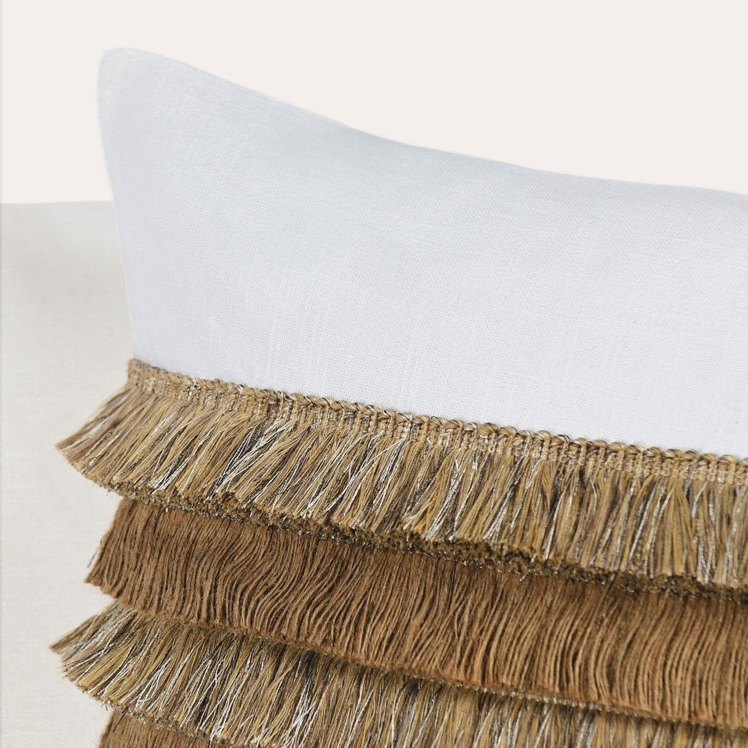 Radiant Oasis - Safi Pillow 22' x 22'- Ivory/Natural