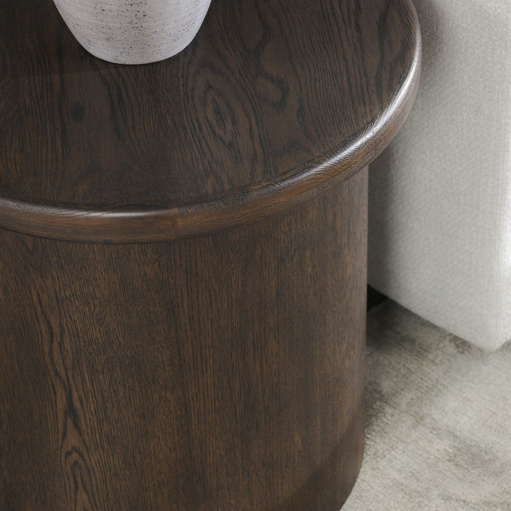 Runa - Oak Veneer 22" End Table