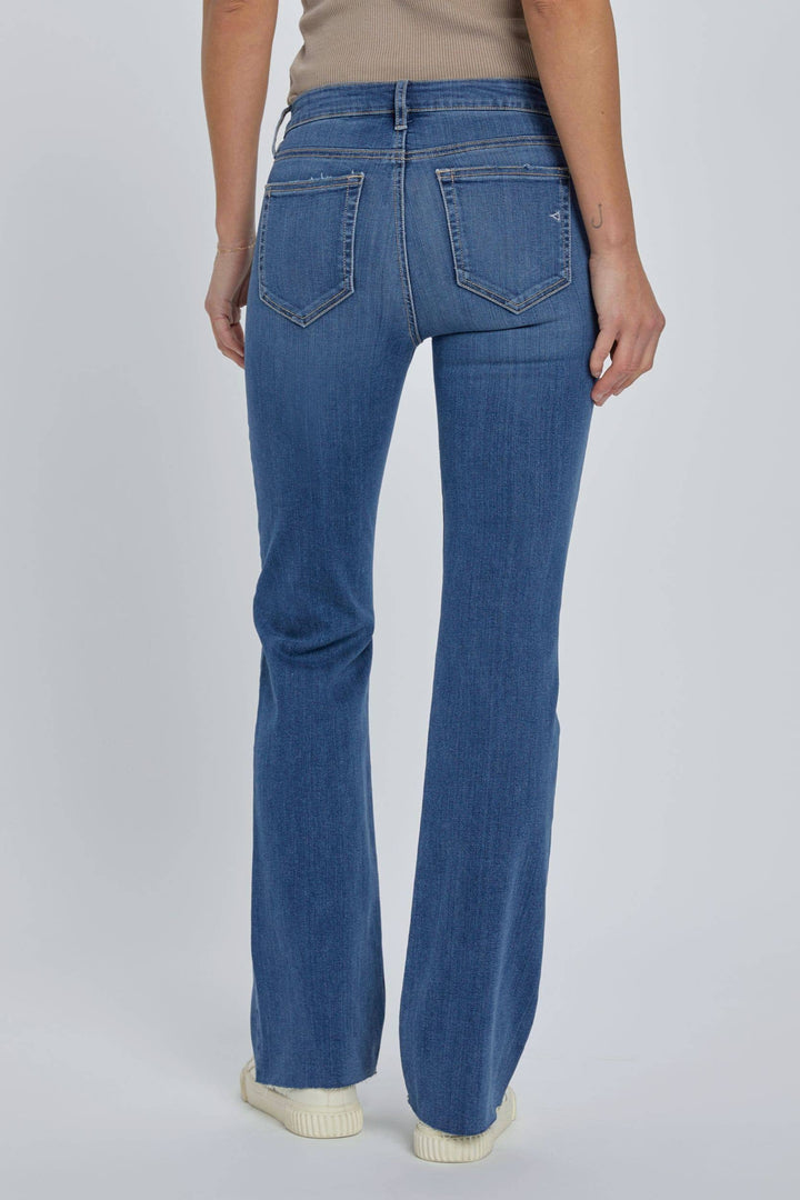 DARK WASH CLEAN STRETCH BOOTCUT: 25