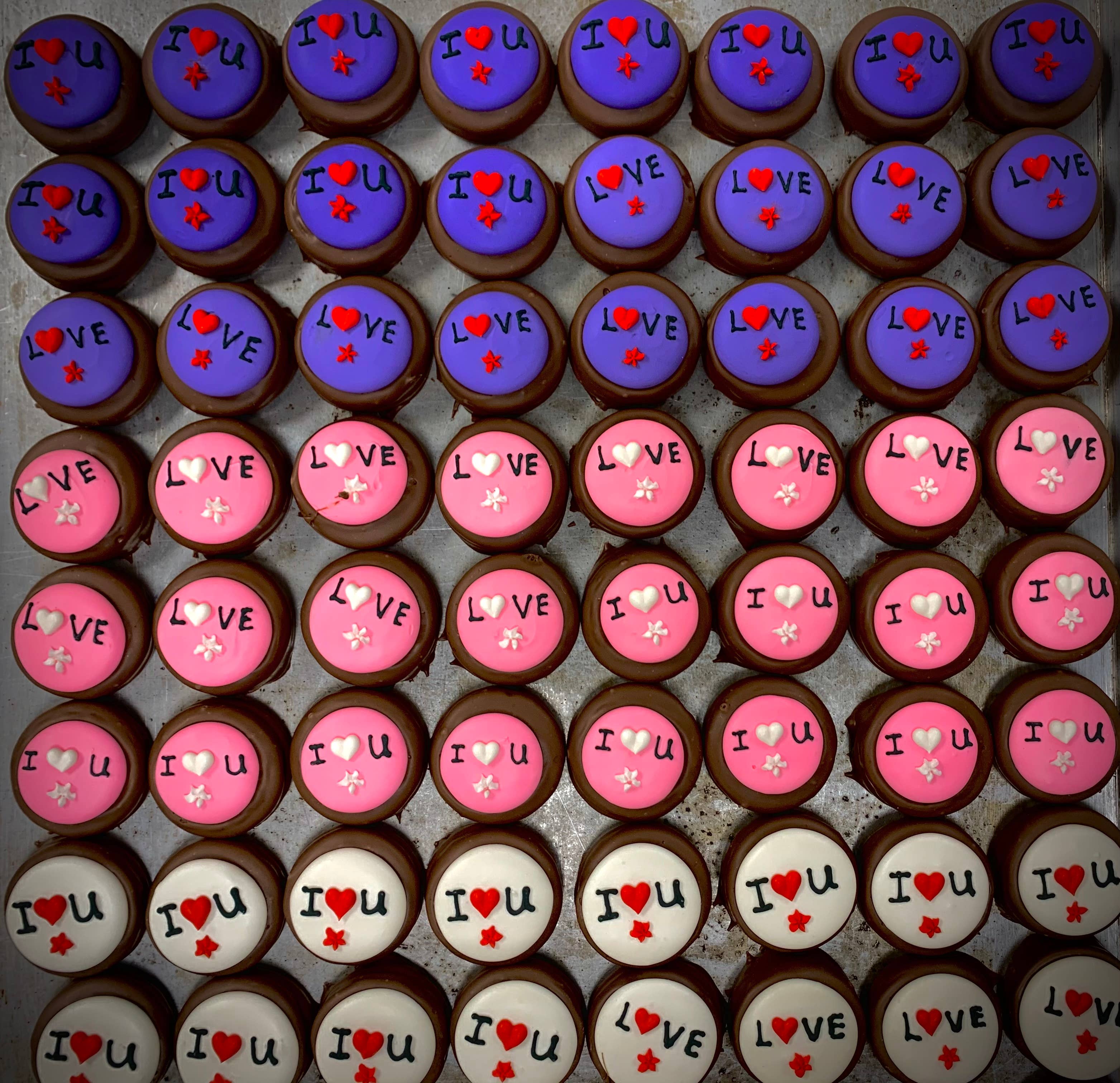 Valentine 💘 O’Oreo Love O’Oreo “Love Theme” ❤️ 💜 Milk Choc