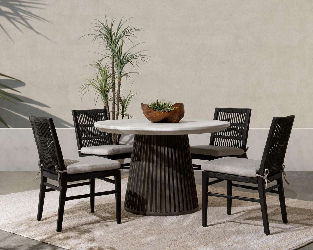 Caspia - 47" Outdoor Round Dining Table - Snowdrift White / Black