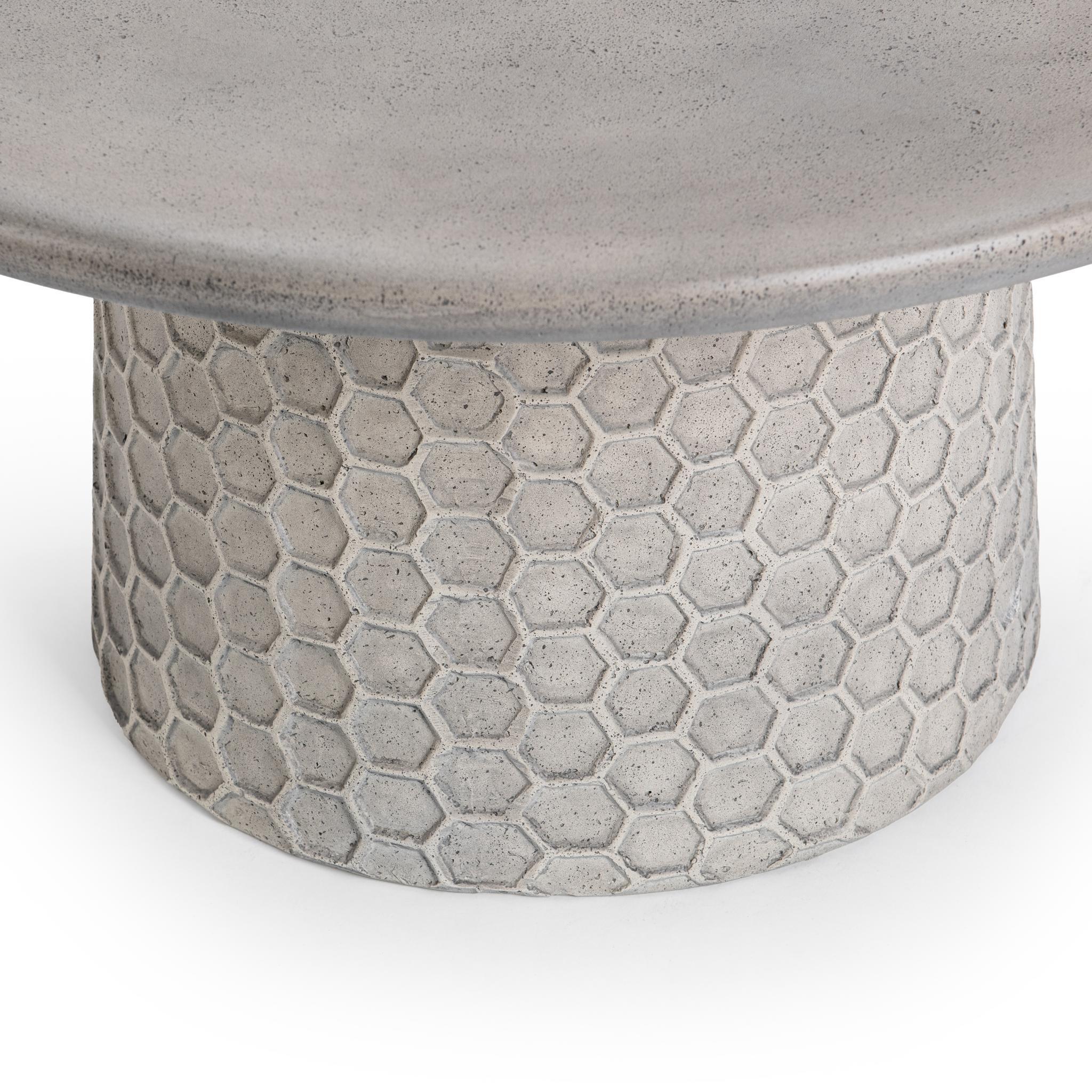 Delaine - Outdoor Table