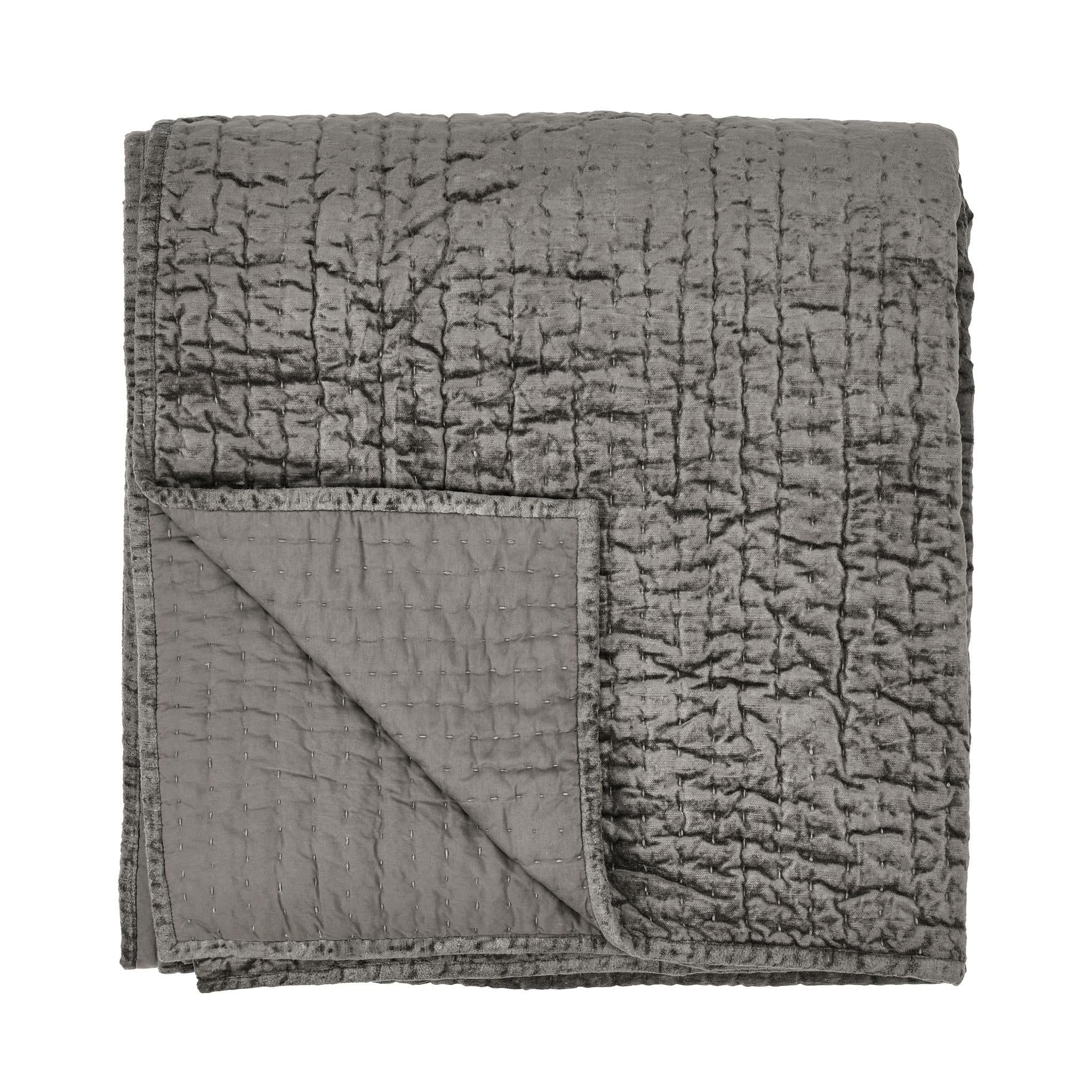 Bari - Velvet Quilt - Desert