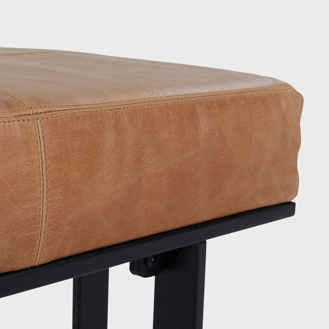 Calvin - Stool