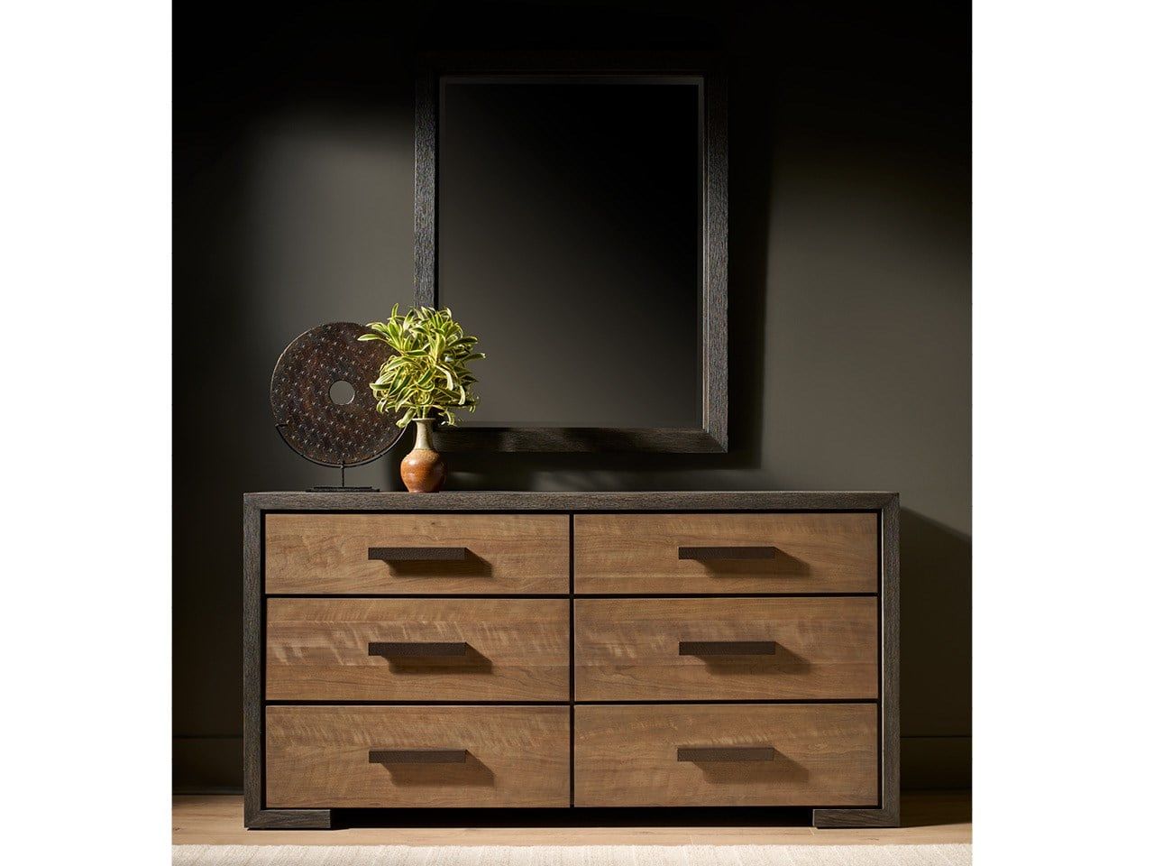 Modern - Dresser