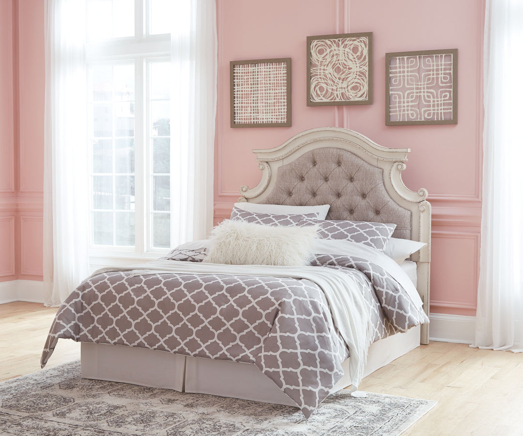 Realyn - Chipped White - Full UPH Panel Headboard