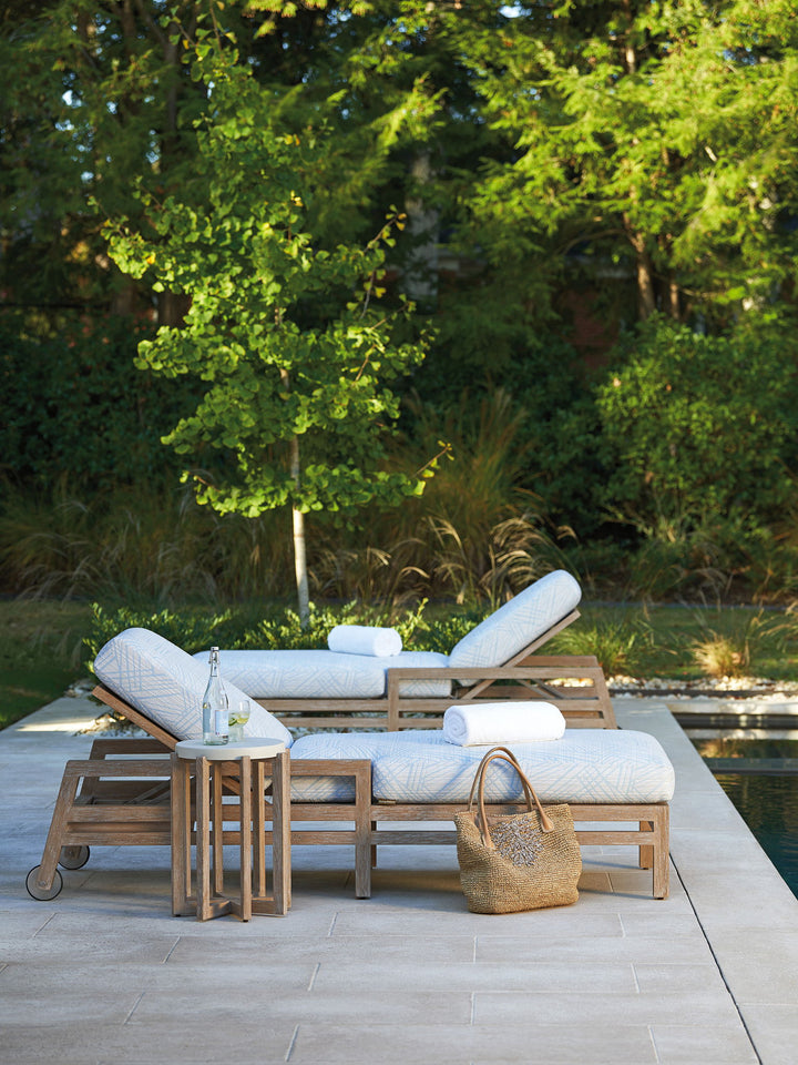 Stillwater Cove - Chaise Lounge - Light Brown / Blue