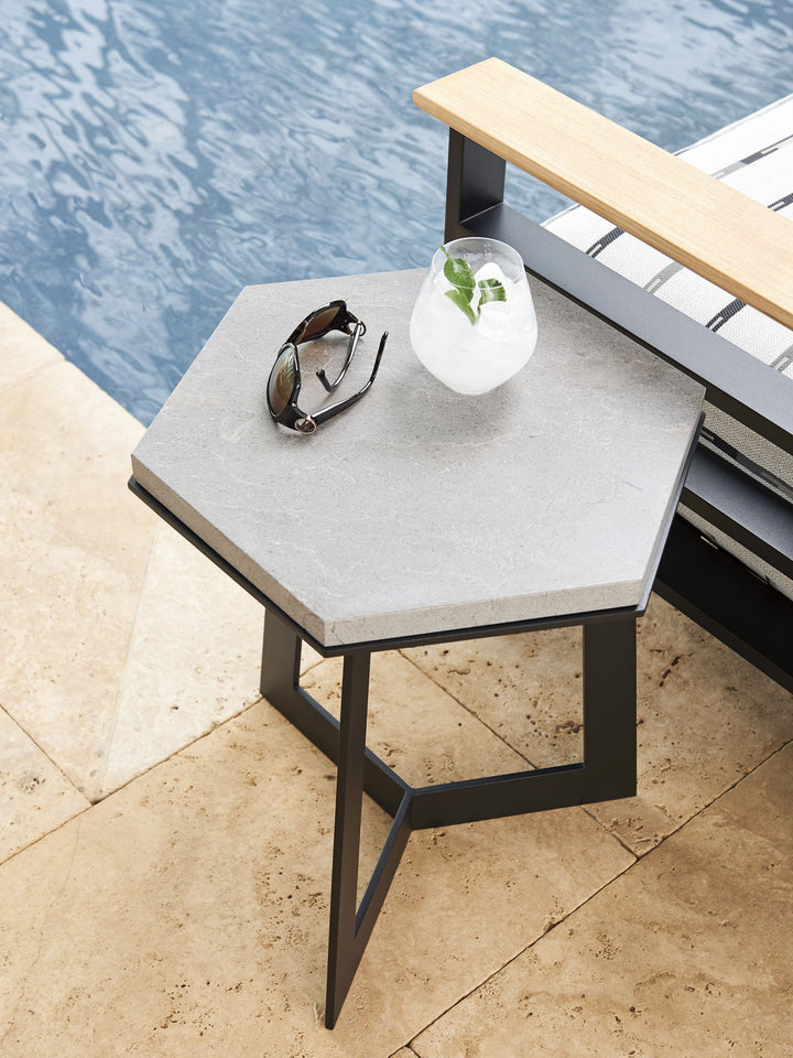 South Beach - Spot Table - Dark Gray