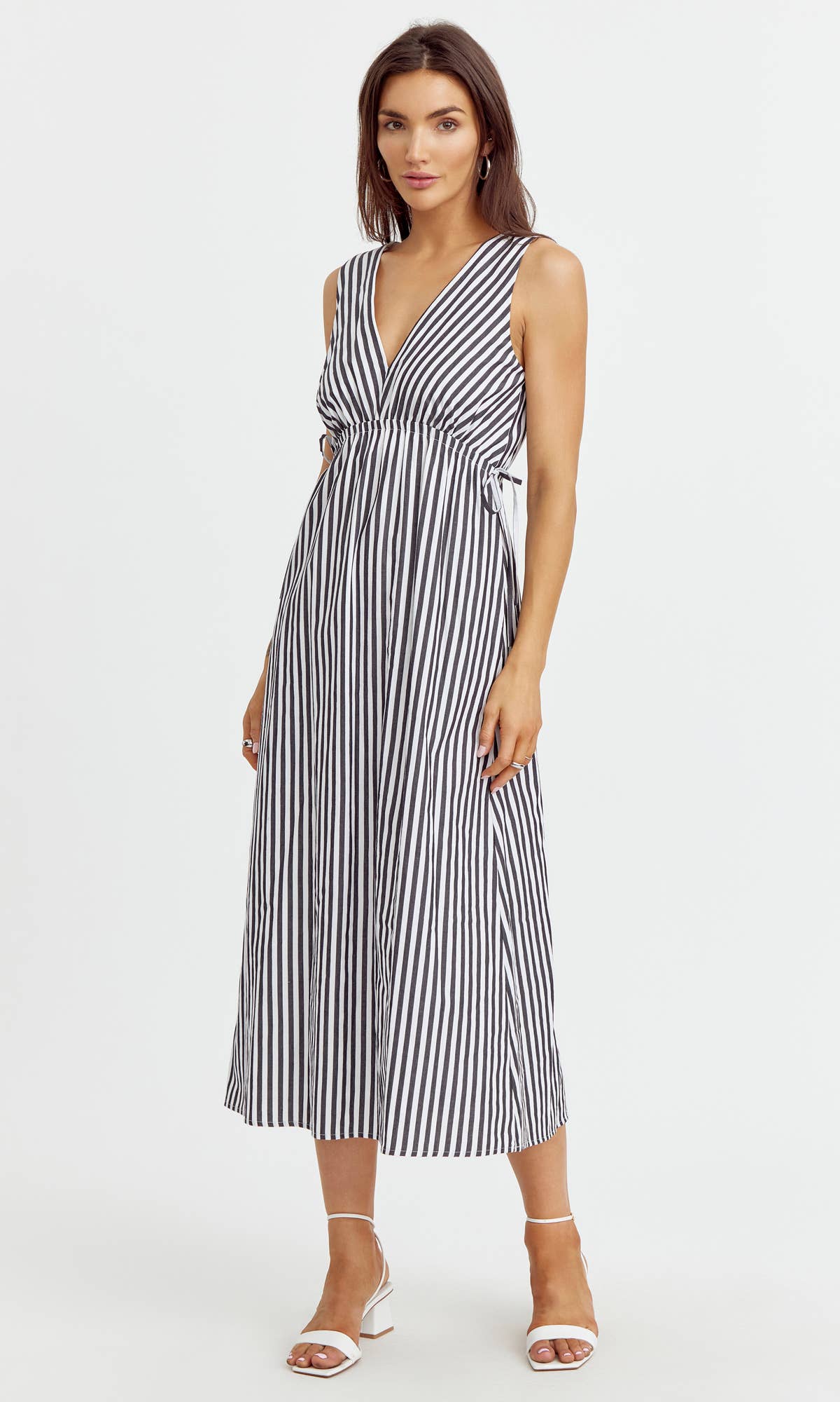 Ferbie Stripe Midi Dress: Medium / Black-White