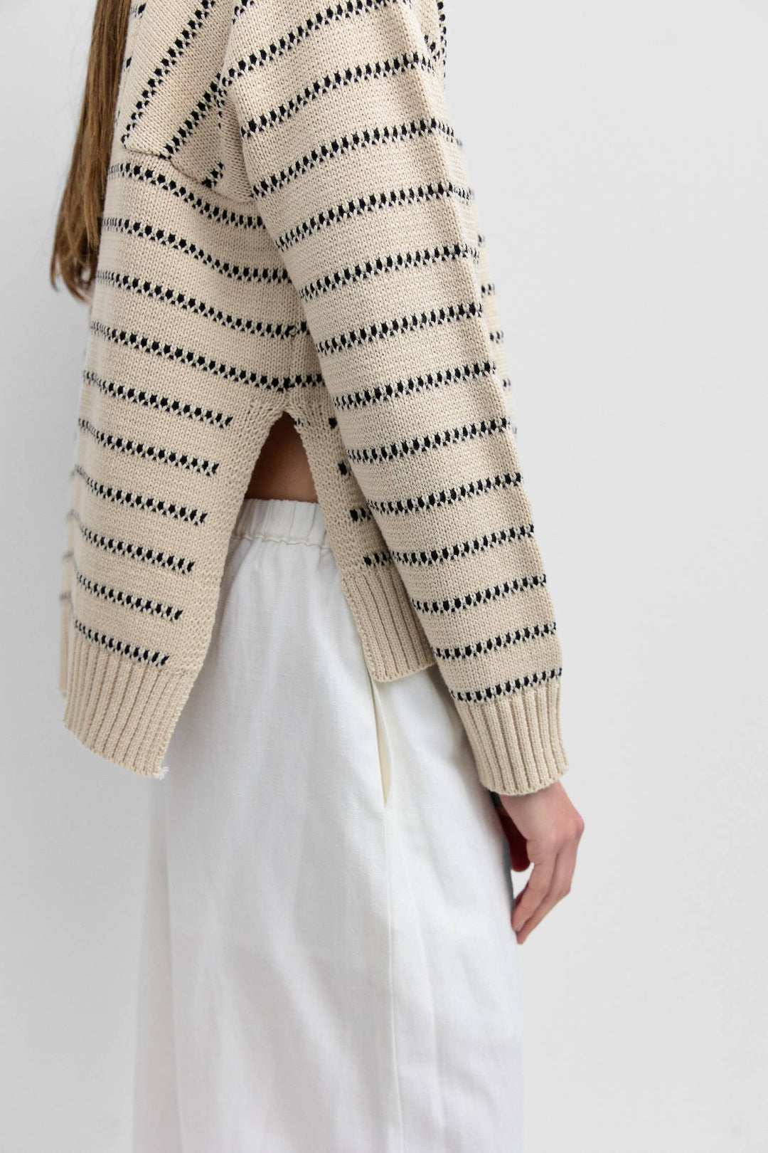 The Xanthe Sweater | Cozy Andalusian Stitch Sweater: CREAM-BLACK / MEDIUM