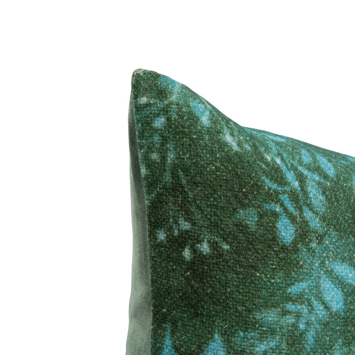 Equilibrium - 22" x 22" Pillow - Spartina Green
