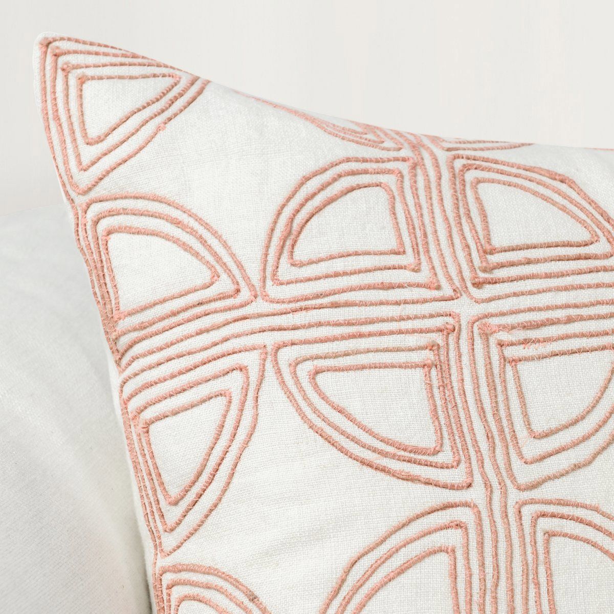 Villa Classics - Elea 22" x 22" Pillow - Ivory / Blush