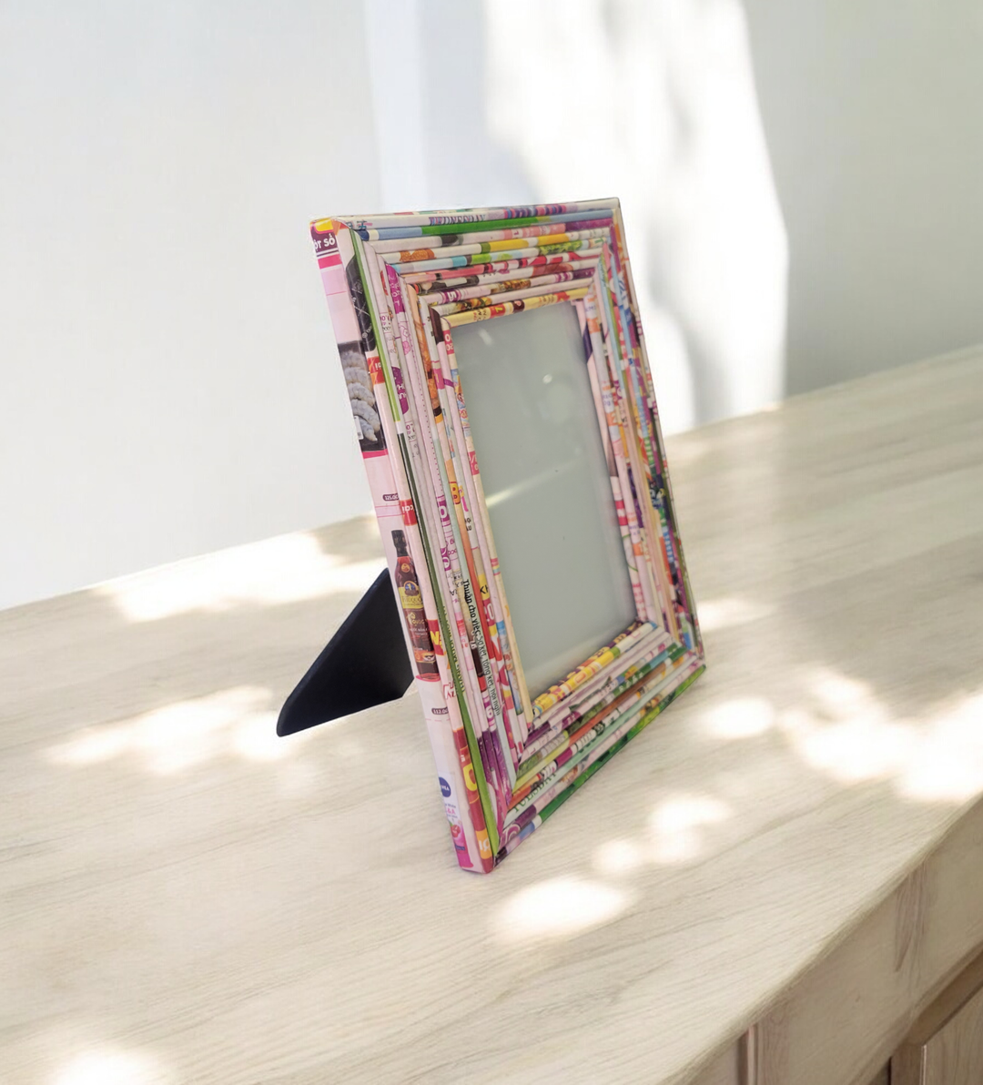 Picture Frames - Recycled Paper: 4" x 6"