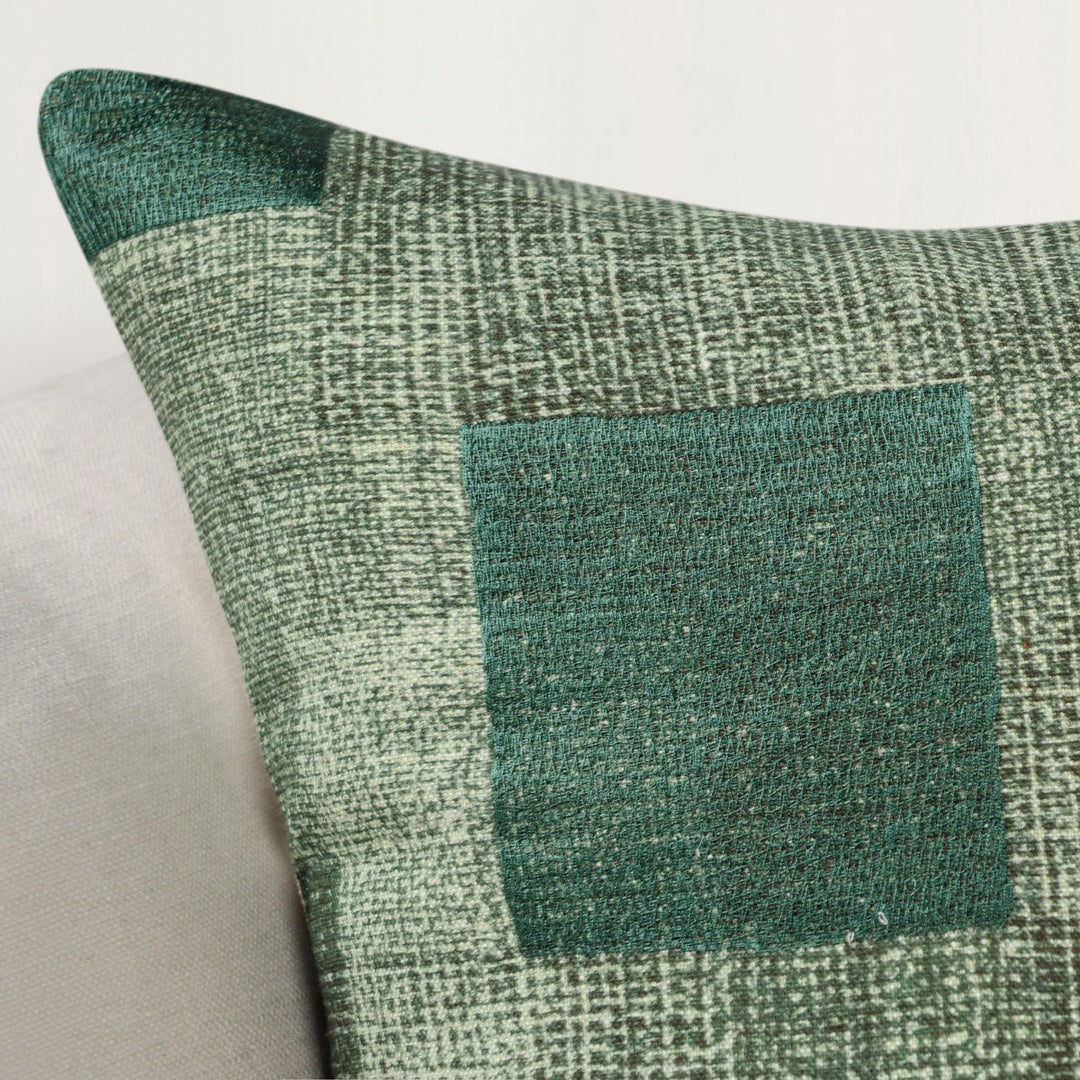 Catania - Praia Pillow 22' x 22' - Viridian Green