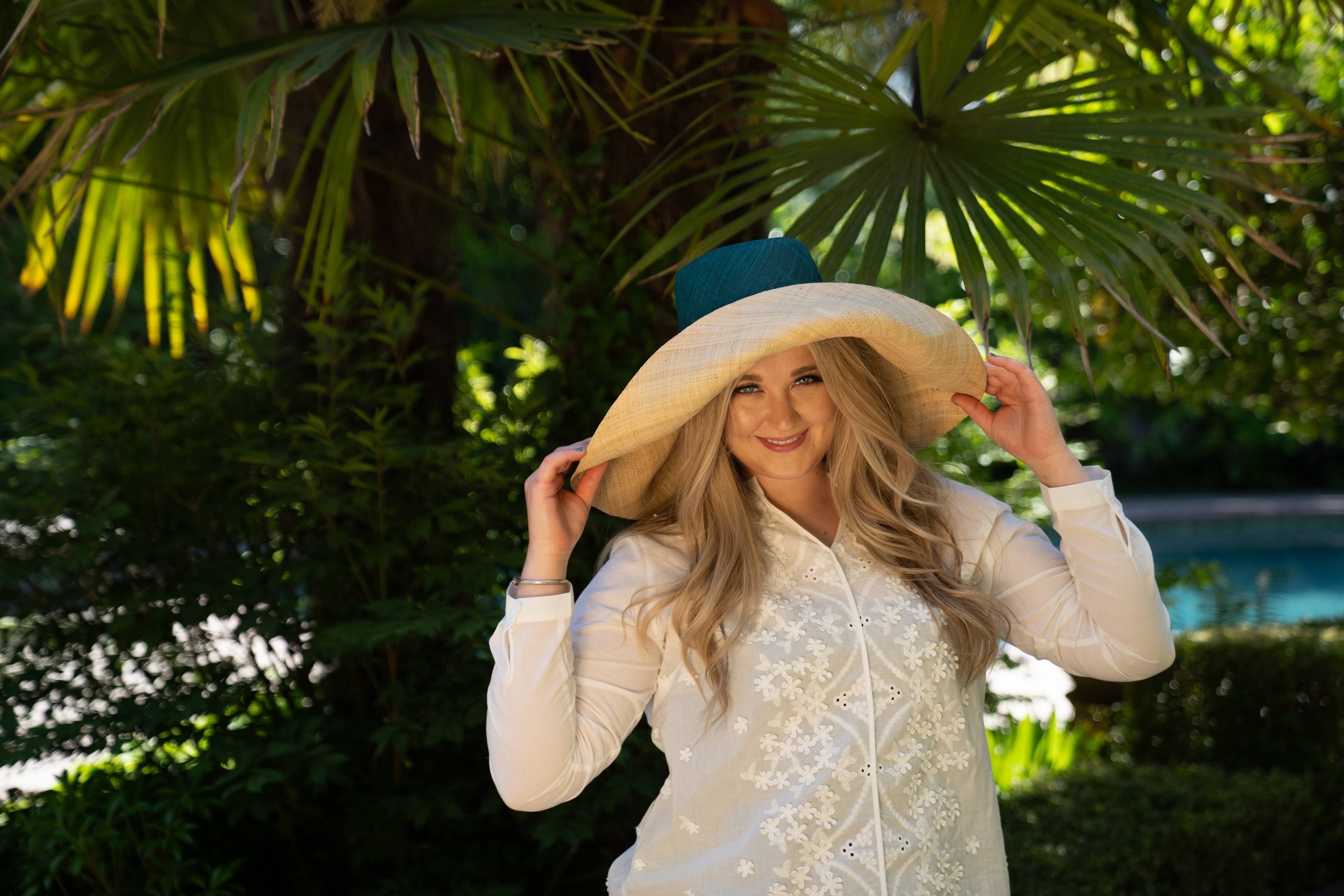 Monica 5" & 7" Wide Brim Two Tone Packable Straw Sun Hats: Tobacco Two Tone / 7" Brim
