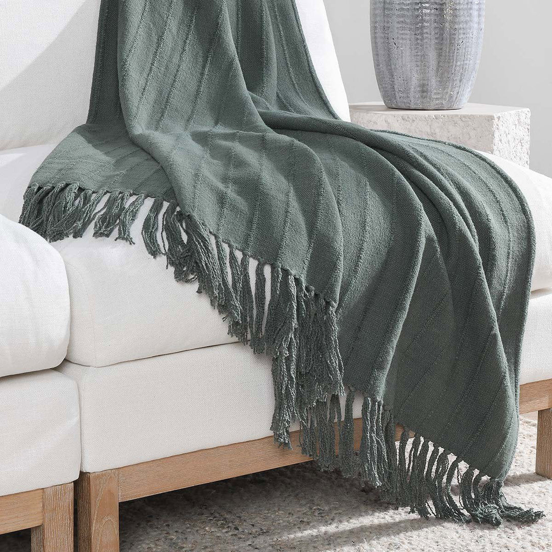 Throws - TC Hunter Throw